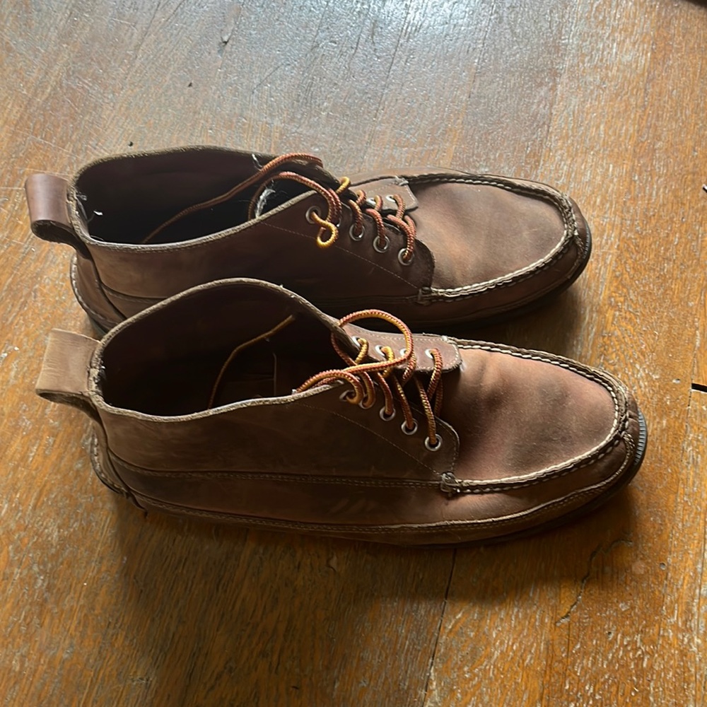 Bass Mid Boot